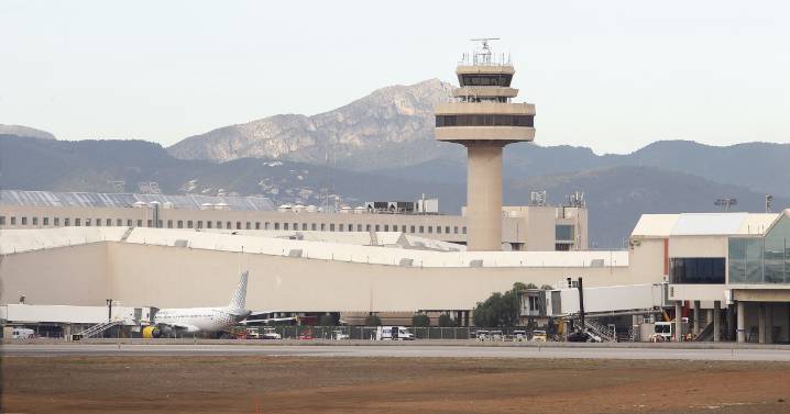 Una trifulca en pleno vuelo acaba con nueve magrebíes detenidos por sembrar el caos dentro del avión