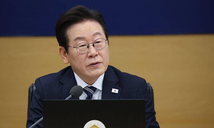 South Korean President Lee’s Approval Rating Edges Up To 62 Per Cent On Positive Views Of His Diplomacy: Poll