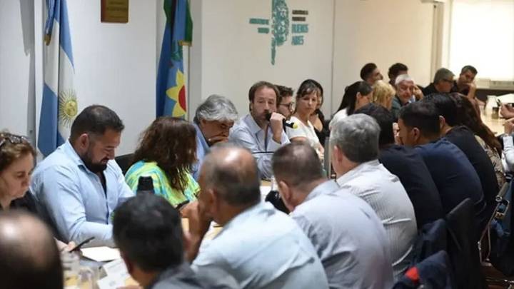 Se generaliza el pedido para que Kicillof dé otra suba salarial, tras el OK al endeudamiento