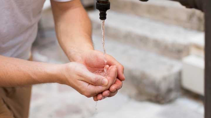 Barrios en Bogotá se quedarán sin agua por tres días: conozca las zonas donde se suspenderá el servicio