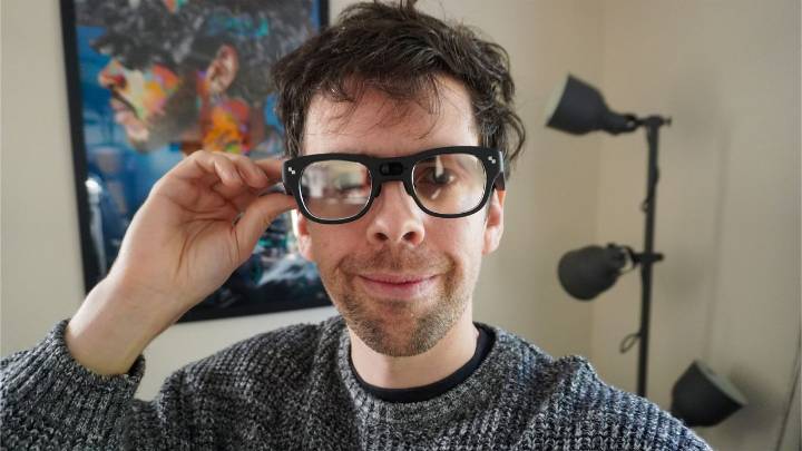 I wore the most advanced smart glasses for two months — the tech is futuristic, but the look is not