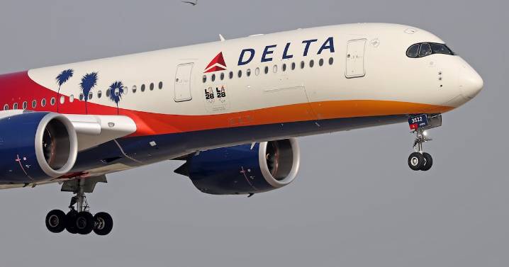 Delta Flight to Detroit Makes Emergency Landing in Japan