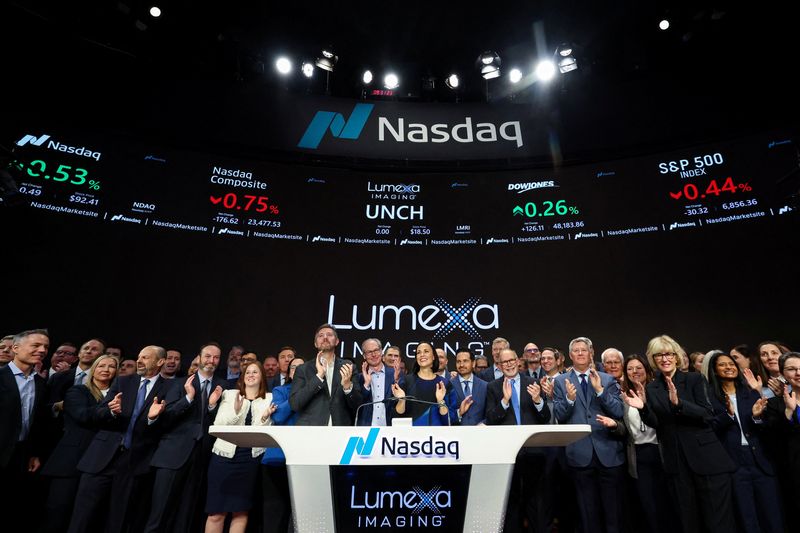 Lumexa Imaging valued at $1.76 billion as shares edge up in Nasdaq debut