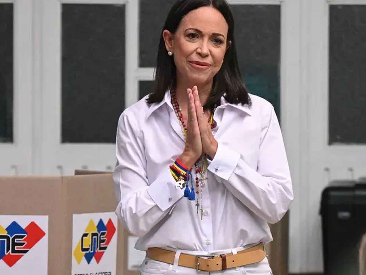 Machado afirma que hará todo lo necesario para volver a Venezuela