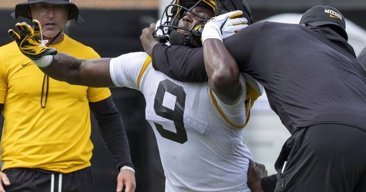 Mizzou defensive end Zion Young arrested for alleged DWI