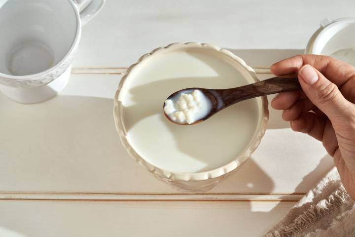 Kefir vs. Yogurt: Which One Is the Better Probiotic?