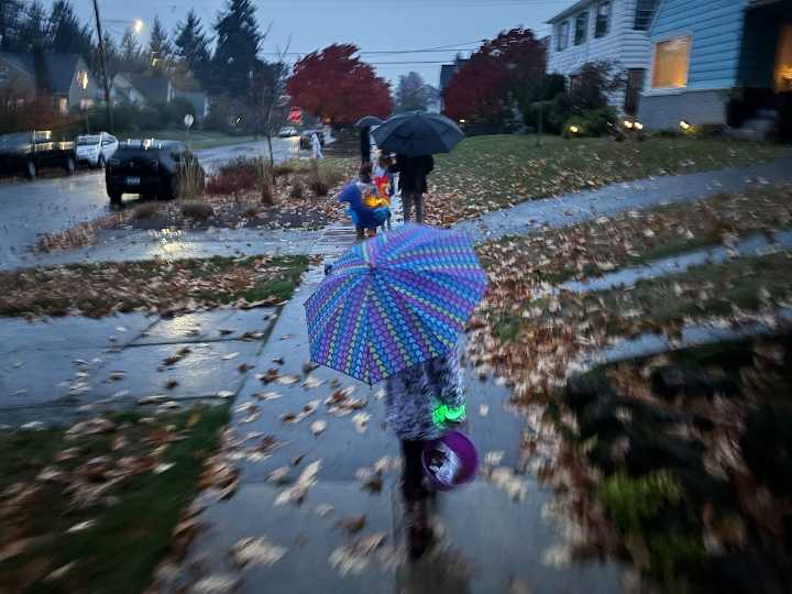 A warm , rainy weekend in Portland area primes weather pump for atmospheric river