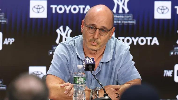 Yankees GM Brian Cashman made a $13 million free agent signing while dressed as one of Santa's elves