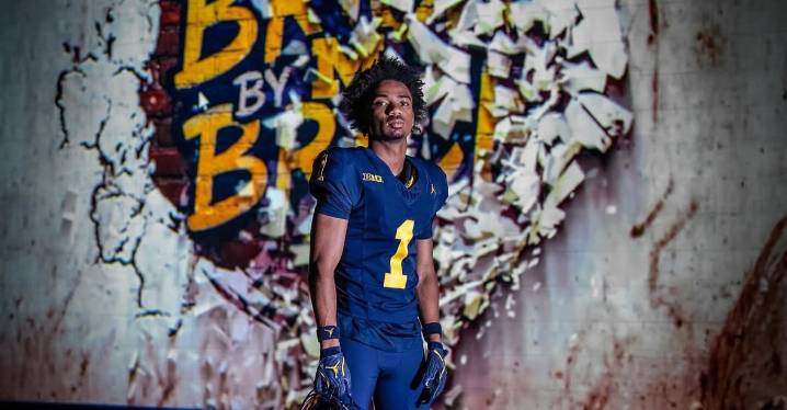 National Signing Day: WR Travis Johnson signs with Michigan Football