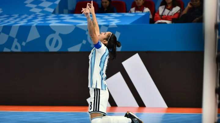 La Selección argentina goleó a Colombia y está en semis del Mundial de futsal
