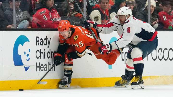 Ducks snap Capitals’ six-game winning streak with shootout victory