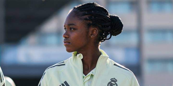 Linda Caicedo fue incluida en el top 30 de las mejores futbolistas del mundo en 2025, por The Guardian
