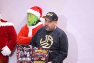 Cambian tatuajes y perforaciones por juguetes en Navi