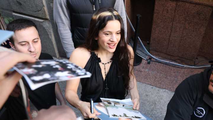 Gira LUX Tour 2026 de Rosalía: entradas a la venta, fechas de conciertos, precios y merchandising VIP exclusivo