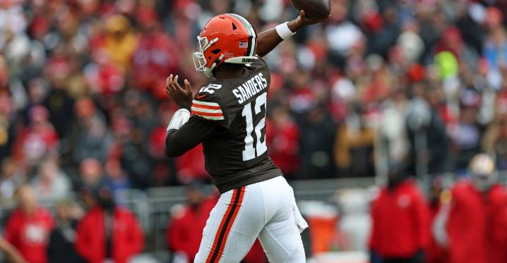 Daily Dawg Chow 12/02: Browns, Shedeur open up as favorites over Titans