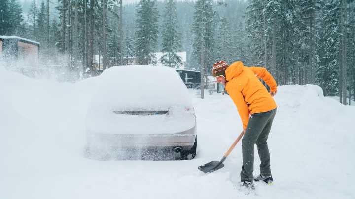8 Must-Have Tools That Make Snow Removal So Much Easier