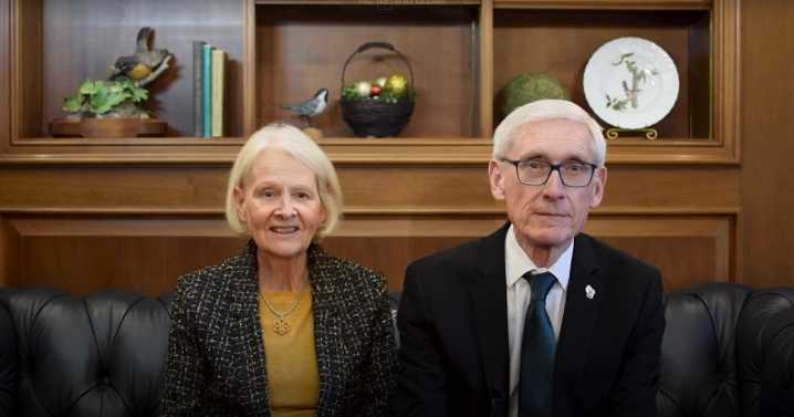 Governor Evers and Kathy Evers share Hanukkah message