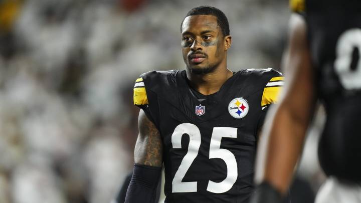 Steelers S DeShon Elliott is the NFLPA Community MVP for Week 14