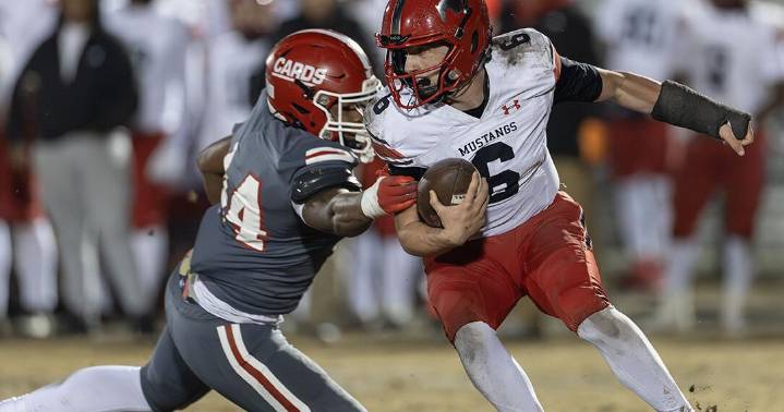 'Brotherhood' of a team: Close-knit Jacksonville comes up short in regional final