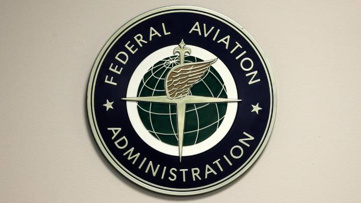 FAA investigating major airlines over compliance with flight cuts during government shutdown