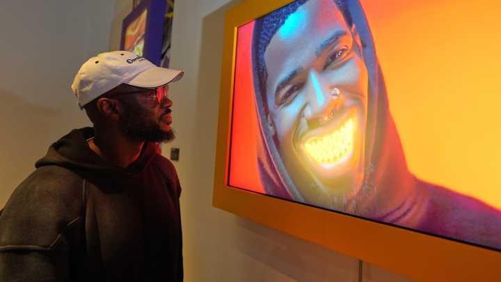 Can AI ever be funny? Some comedians embrace AI tools