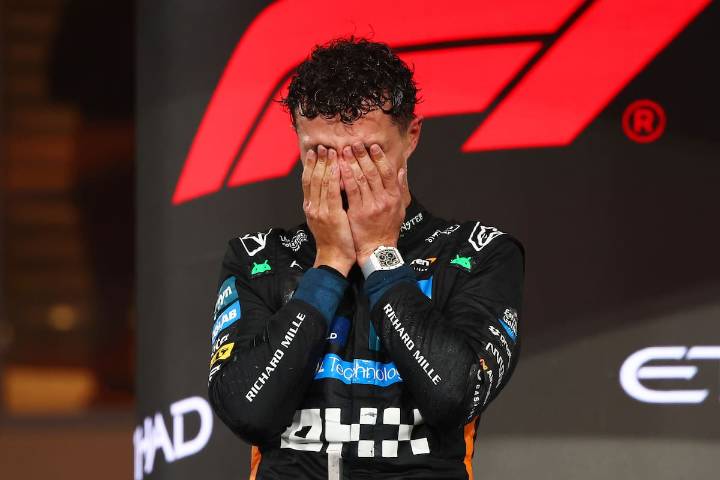 Terminó la F1. Lando Norris, la emoción de su familia y un grito: “¡Soy campeón del mundo de por vida!"