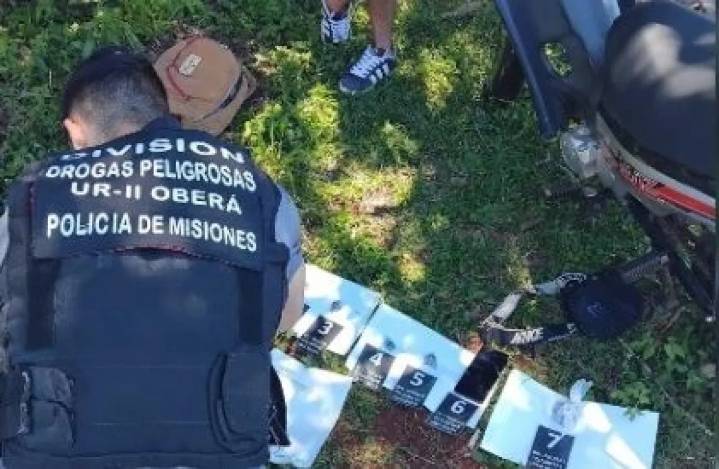 Operativo en Oberá: ocultaban marihuana en el pañal de un bebé y terminaron demorados