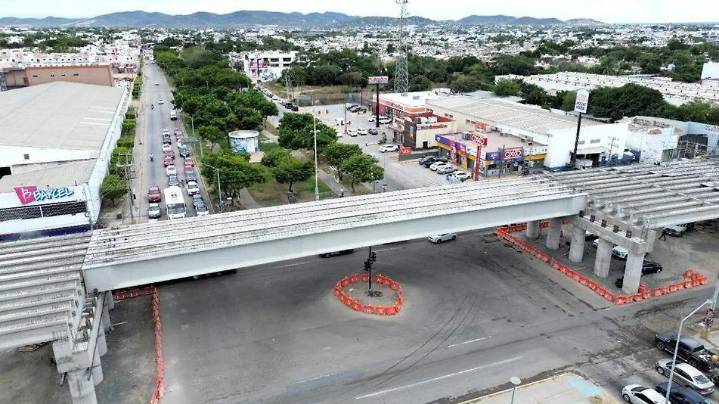 ¡Atención! Instalación de trabes del puente vehicular norte podría concluir la noche del lunes