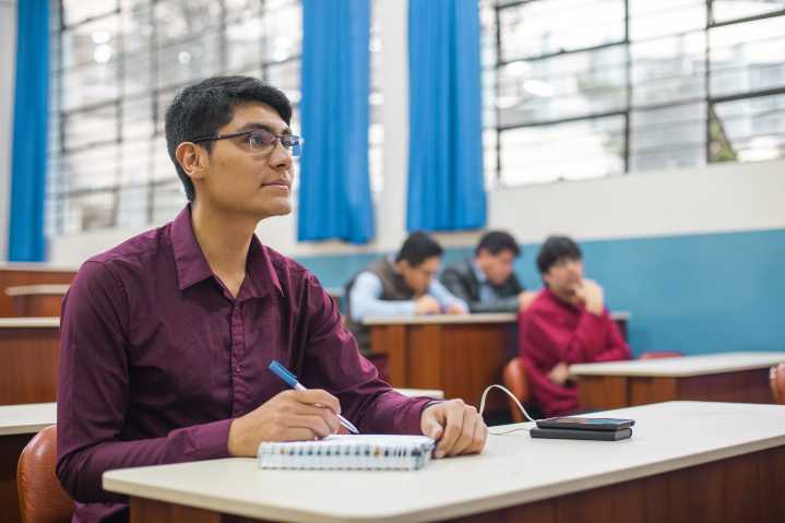 Pronabec publicará este martes la lista de 8 mil seleccionados para Beca Permanencia 2025