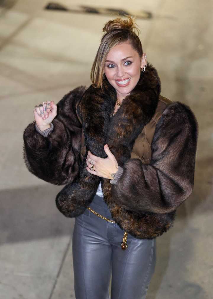 Miley Cyrus Jokes About Her Engagement Ring From Maxx Morando 