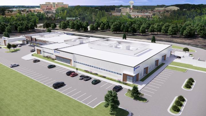 Groundbreaking ceremony held for new UM Health-West outpatient orthopedic surgery center in Wyoming