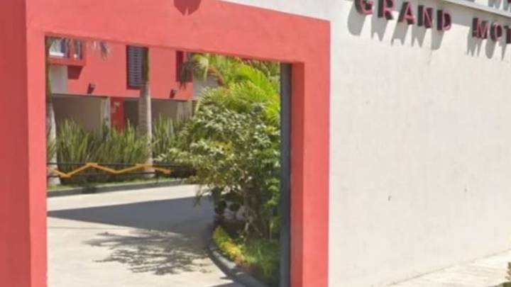 Detienen a docente en motel de Tehuacán por presunto abuso sexual de una menor
