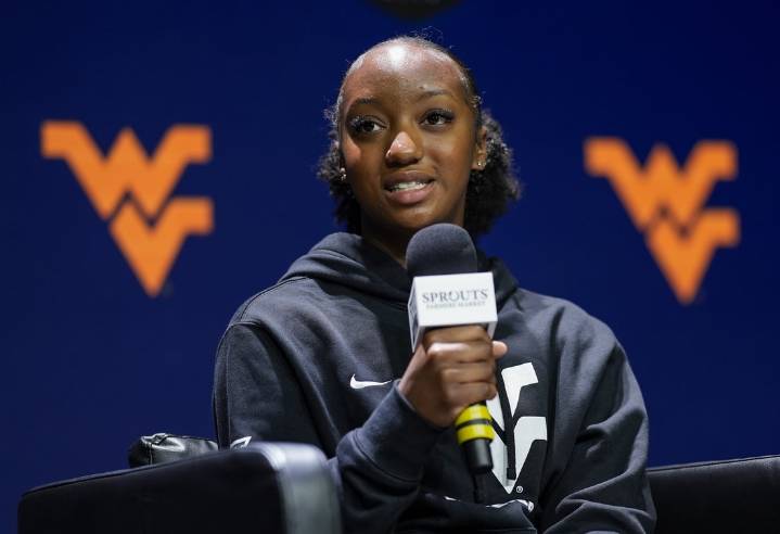 Deadspin | No. 25 West Virginia dominates Mercyhurst to end 2-game skid