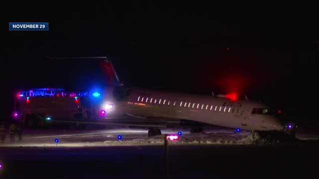 Passengers say communication lacked as storm halts Des Moines flights