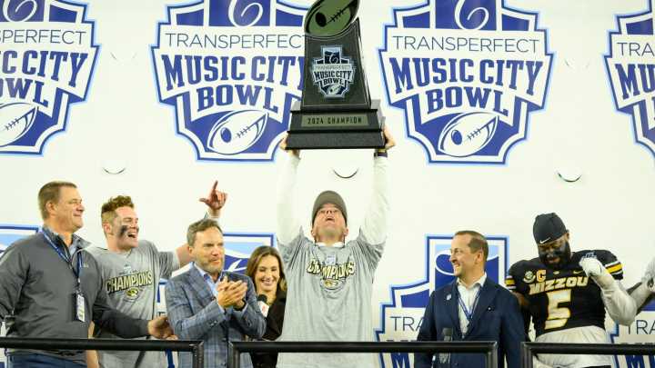 What are Missouri football’s bowl options? Top options, prediction