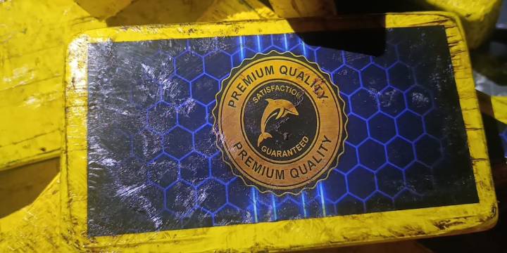 “Premium Quality”: el particular envoltorio de 100 kilos de cocaína hallados en un control en Santa Fe