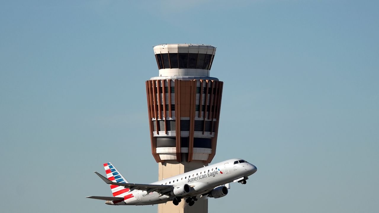 What to know about the air traffic control overhaul and the company FAA hired to manage it