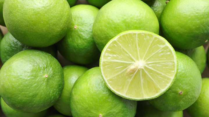Double The Amount Of Lime Juice You Get With These Clever Knife Cuts