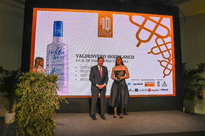 ‘Valdenvero Hojiblanco’, de Valdepeñas, mejor aceite de oliva virgen extra de España