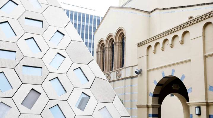 Pro-Palestinian Protest Disrupts Event on LA Synagogue Campus