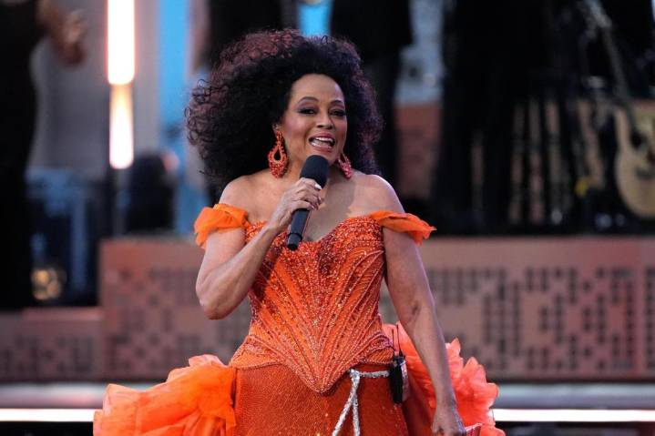 Diana Ross will headline ‘Dick Clark’s New Year’s Rockin’ Eve’ lineup