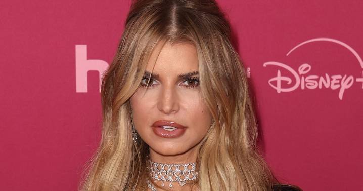 Jessica Simpson on Relocation to Nashville, Music Career