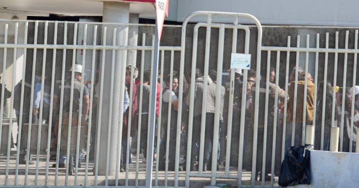 Evacuan a trabajadores de fábrica por fuga de gas