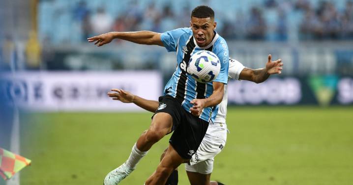 Aston Villa set to complete first January signing as medical due