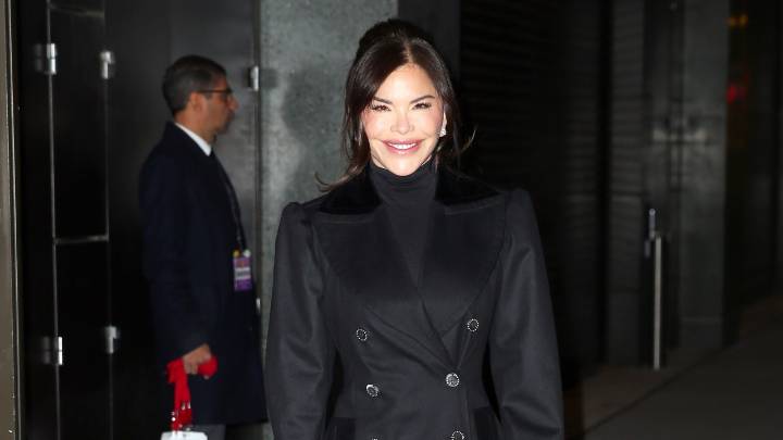 5 ideas fáciles para ir a la oficina en diciembre con looks abrigados y muy elegantes