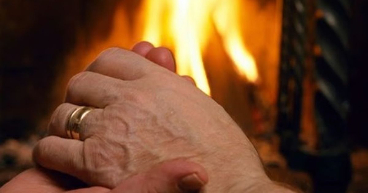 State pensioners being handed DWP Cold Weather Payments thanks to Met Office rule