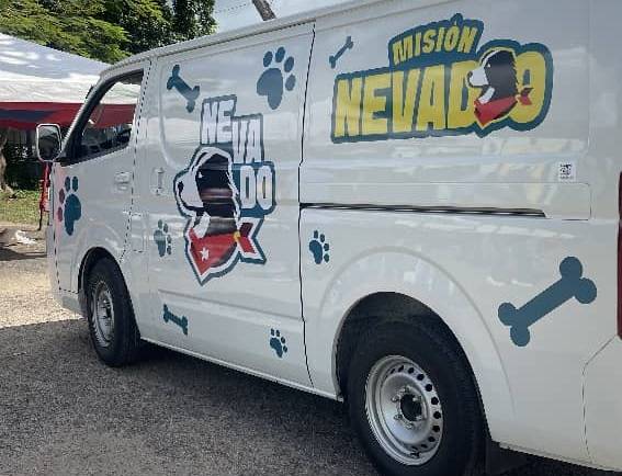 Gobierno nacional entrega ambulancia a la Misión Nevado en Monagas