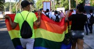 Migrantes LGBTTIQ+ recurren al trabajo sexual por falta de empleo en Chiapas