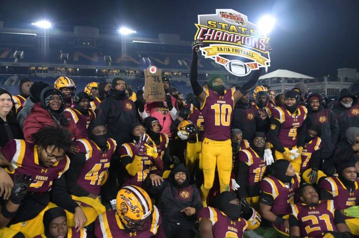 Dunbar football rolls past Lackey to win 14th state title