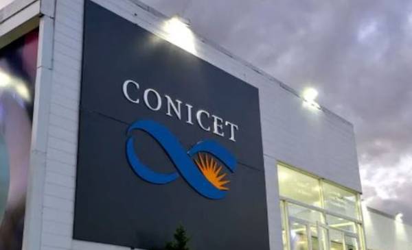 Alerta en el AMBA: el CONICET detectó medicamentos en el agua y hay preocupación